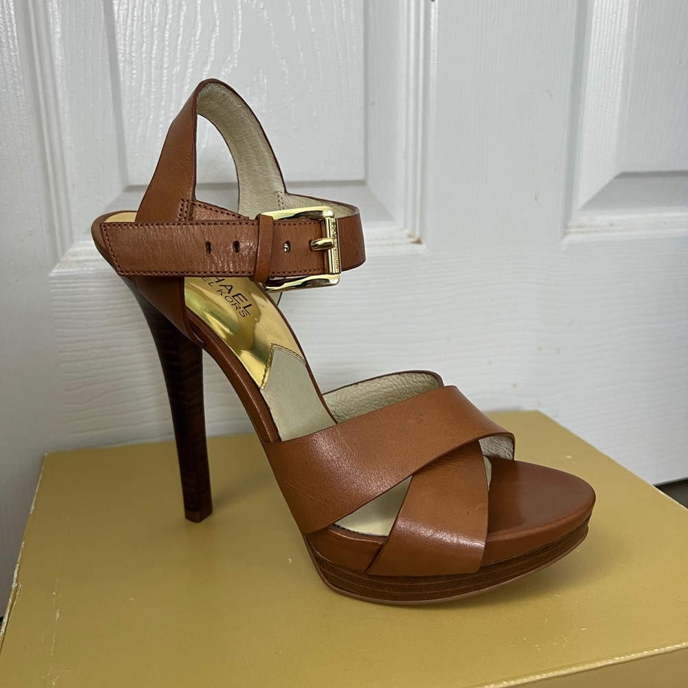 Michael Kors Oksana Brown Leather Platform Heels Ankle Strap Womens 8